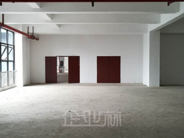 厂房正门图
