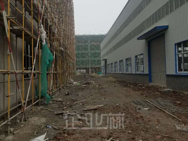 厂房正门图