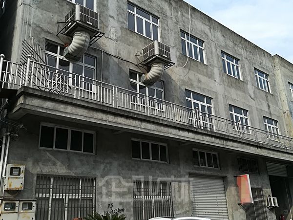 厂房正门图