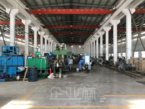 厂房正门图