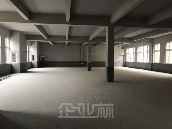 厂房正门图