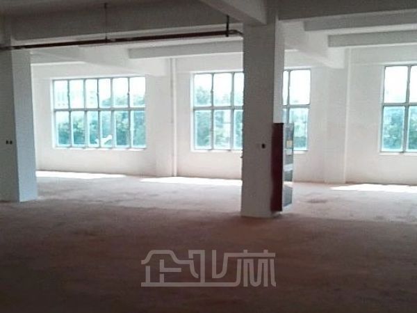 厂房正门图