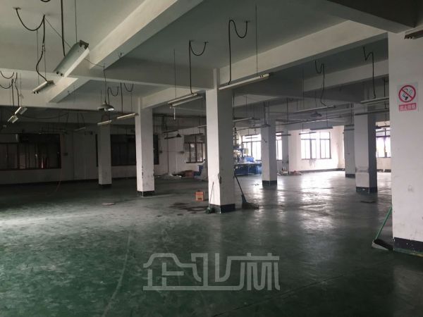 厂房正门图