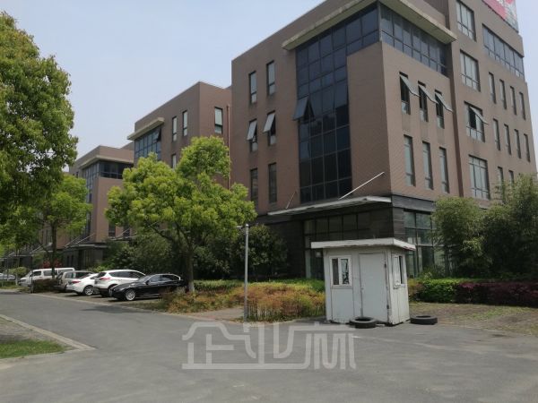 厂房正门图