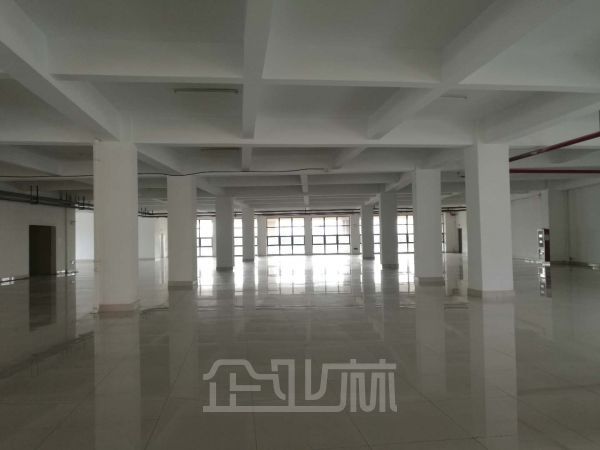 厂房正门图