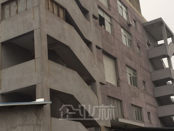 厂房正门图