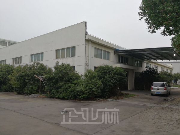 奉贤 独门独院标准火车头厂房3770平 便宜出售
