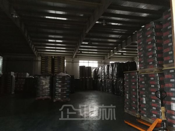 厂房正门图