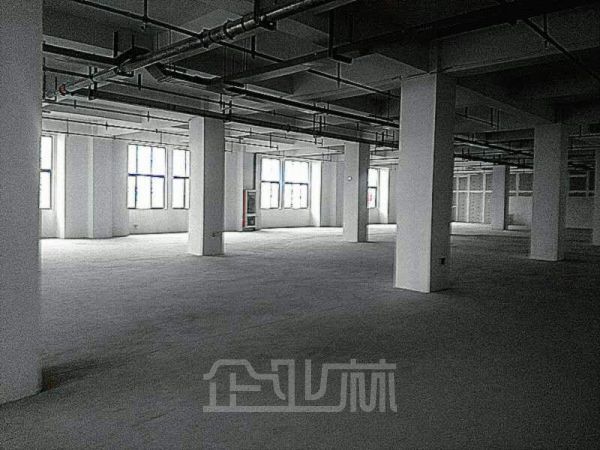 厂房正门图
