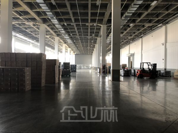 仓库正门图