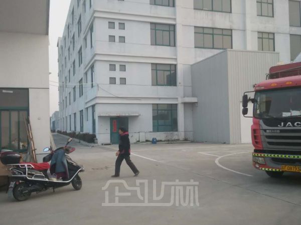 厂房正门图