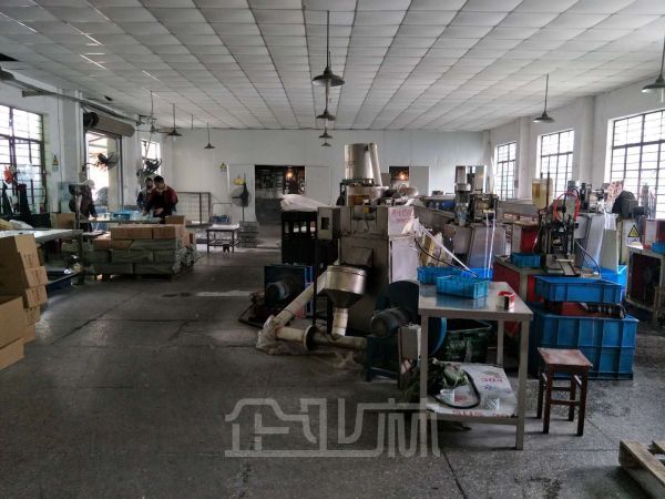 赵巷镇原房东独门独院1400平厂房无公摊 配套齐全