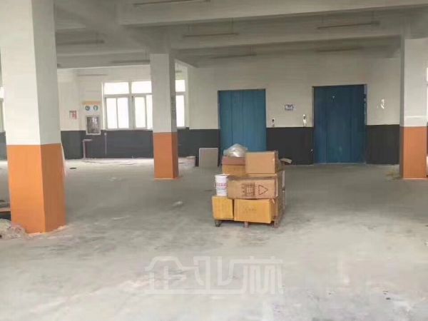 厂房正门图