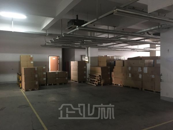 厂房正门图