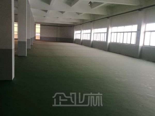 仓库正门图