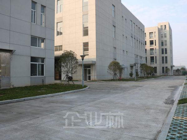 厂房正门图