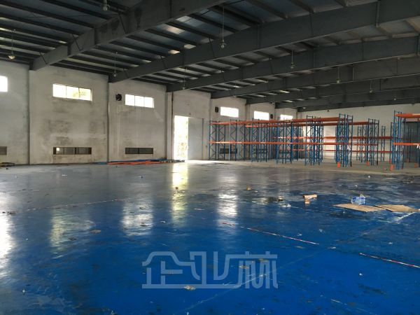 青浦工业区 单层仓库1800平 7米