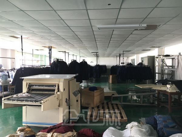 厂房正门图