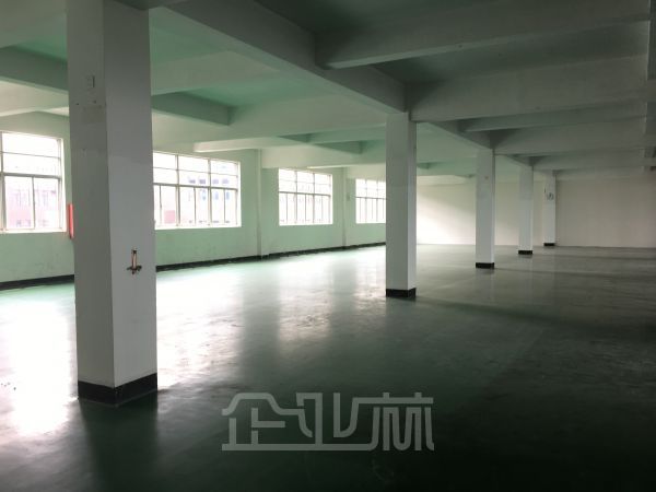 厂房正门图