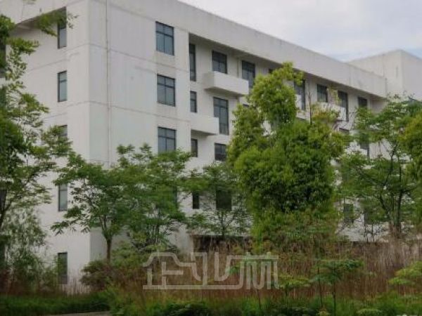 厂房正门图