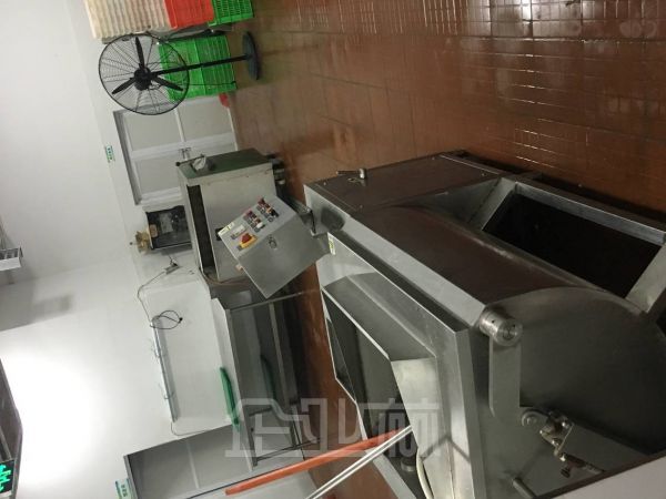 厂房正门图
