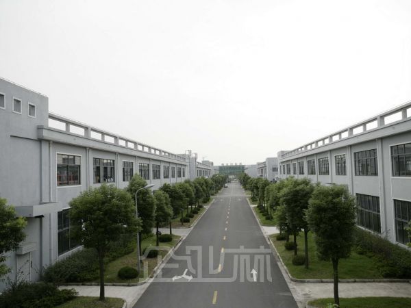 厂房正门图