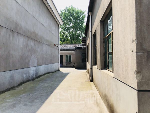 厂房正门图