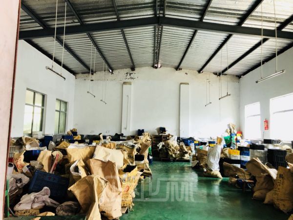 厂房正门图