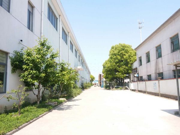 厂房正门图