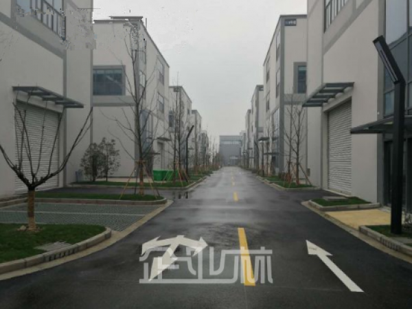 厂房正门图