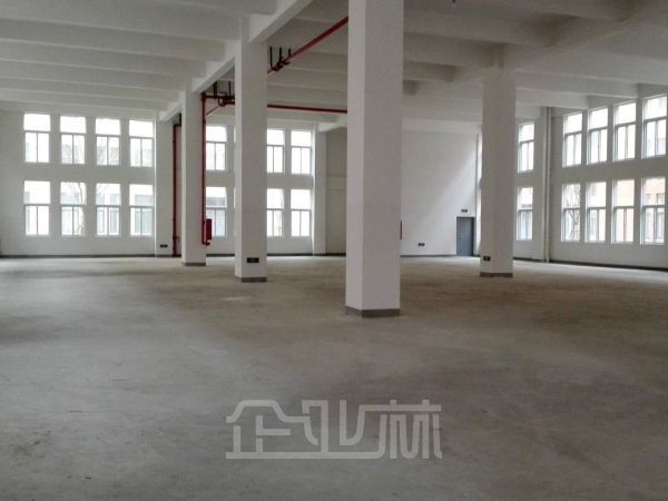 厂房正门图