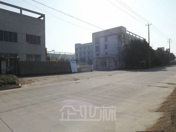 浙江绍兴袍江厂区约45亩，单层厂房为主，面积22000方，整体出售