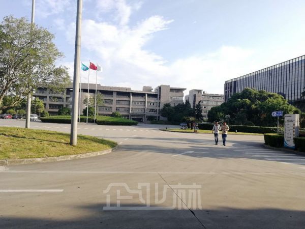 厂房正门图