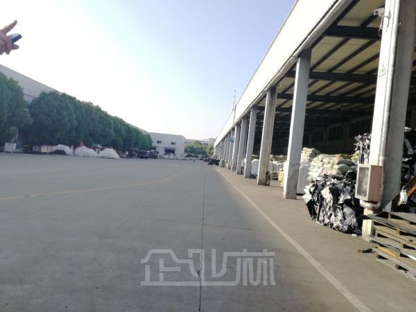 厂房正门图