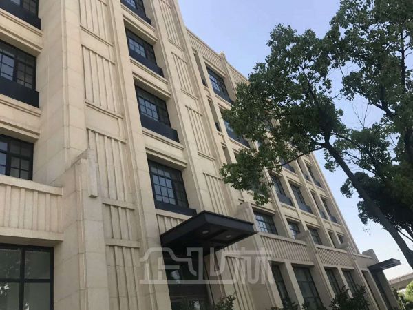 厂房正门图