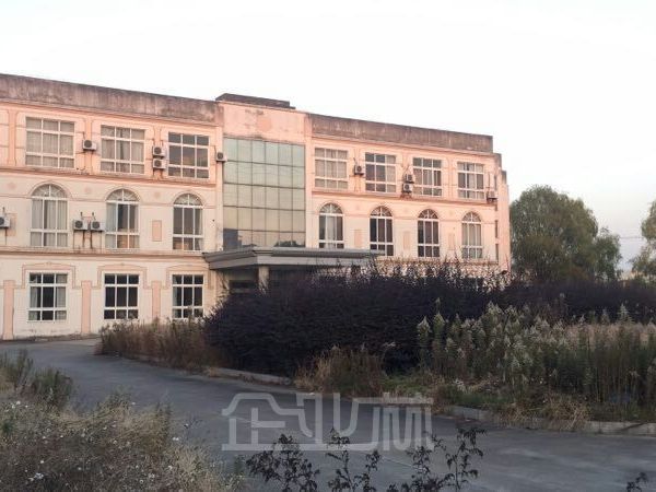 苏州常熟14000平独门独院单层厂房出售
