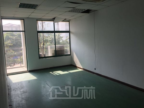 厂房正门图