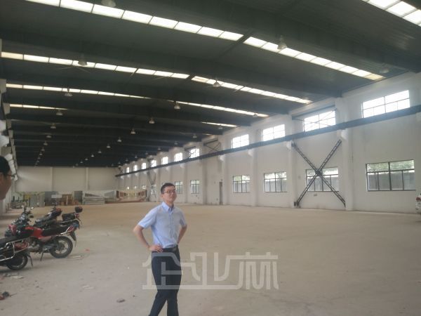 厂房正门图