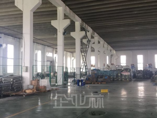 厂房正门图