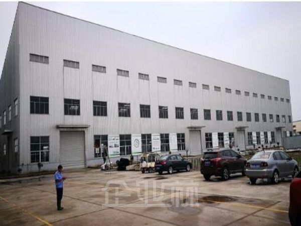 奉贤 104版块12米层高单层厂房4176平米 单价1.2元/天/平米
