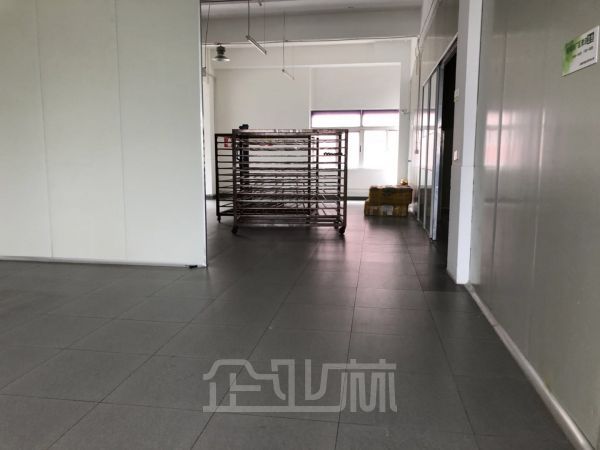 厂房正门图