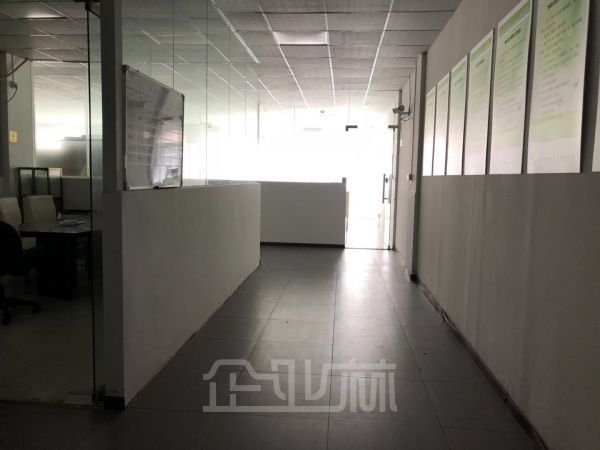 厂房正门图