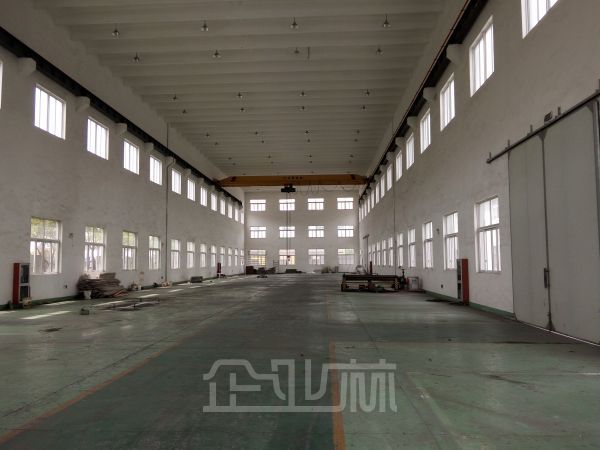 近上海出售2000平至4500平厂房，单层双层都有