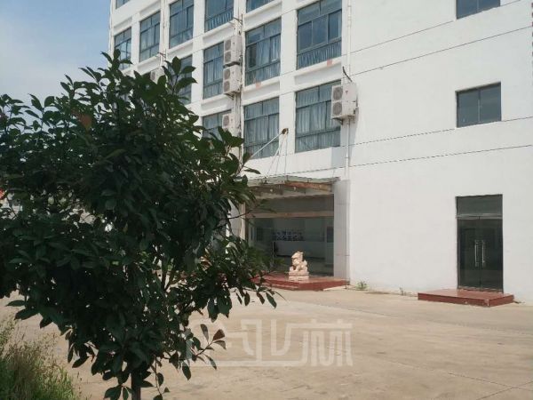 厂房正门图