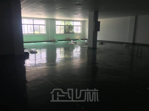 厂房正门图