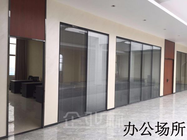 厂房正门图