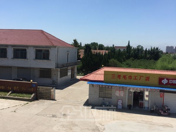 厂房正门图