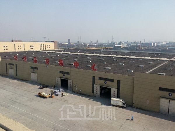 仓库正门图