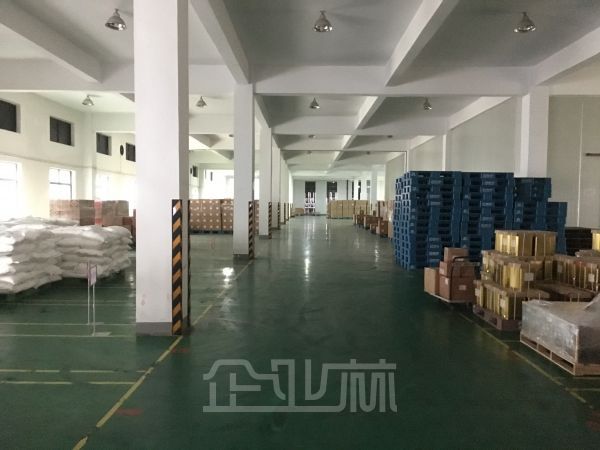 厂房正门图