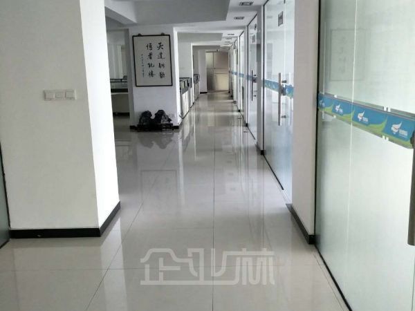 厂房正门图